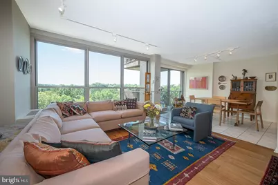 1001 City Avenue #E-1018, Wynnewood, PA 19096 - Photo 1