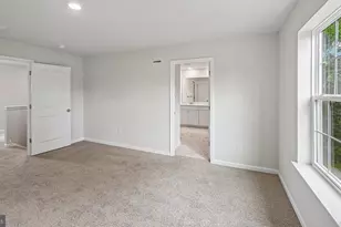3049 Martha Wy, Pennsburg, PA 18073 - Photo 17