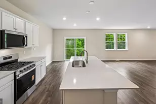 3049 Martha Wy, Pennsburg, PA 18073 - Photo 13