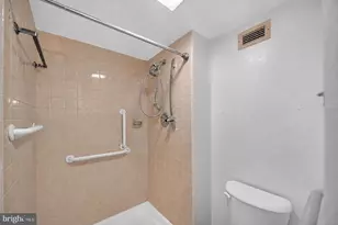 11105 Valley Forge Cir, King of Prussia, PA 19406 - Photo 21