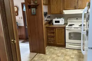 526 Ramblewood Ln, North Wales, PA 19454 - Photo 11