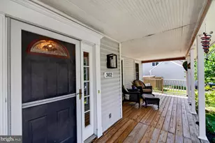 302 Mulberry Dr, Royersford, PA 19468 - Photo 3