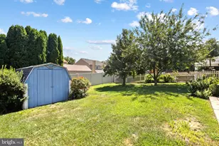 12 Pebble Dr, Horsham, PA 19044 - Photo 35