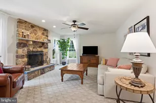 350 Oak Ridge Ln, Harleysville, PA 19438 - Photo 23