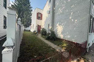 19 Walnut St, Pottstown, PA 19464 - Photo 11