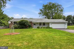 360 Oak Dr, Harleysville, PA 19438 - Photo 1