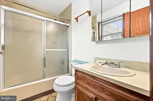 360 Oak Dr, Harleysville, PA 19438 - Photo 17
