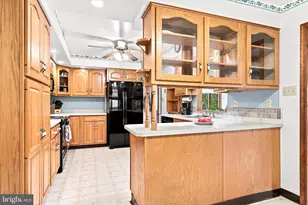360 Oak Dr, Harleysville, PA 19438 - Photo 11