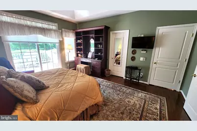 723 Village Avenue, Collegeville, PA 19426 - Photo 17