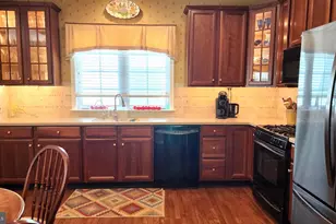 723 Village Ave, Collegeville, PA 19426 - Photo 13