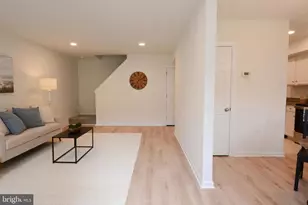 1009 Middleton Pl, West Norriton, PA 19403 - Photo 5