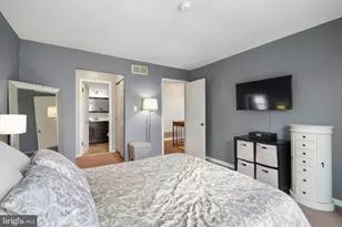 105 Teakwood, Norristown, PA 19401 - Photo 17