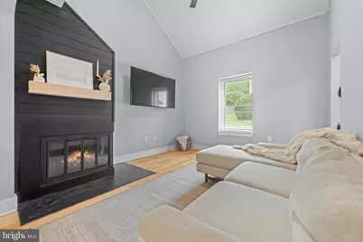 142 Pinecrest Drive, King of Prussia, PA 19406 - Photo 3