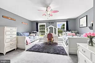 205 Hazeltine Cir, Blue Bell, PA 19422 - Photo 27
