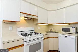 383 Lakeside Rd, Ardmore, PA 19003 - Photo 7