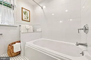 200 Ladbroke Rd, Bryn Mawr, PA 19010 - Photo 15