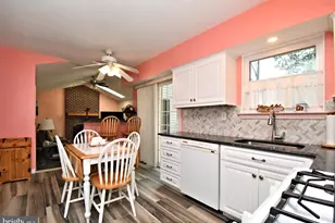 106 Station Dr, North Wales, PA 19454 - Photo 17