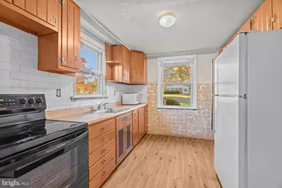301 Greenwood Road, Lansdale, PA 19446 - Photo 5