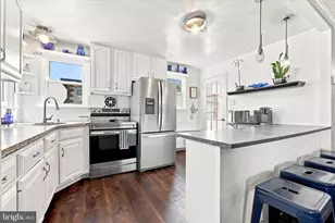 1307 Midland Rd, Conshohocken, PA 19428 - Photo 7