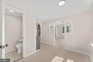 21 Perkiomen Ave, Spring Mount, PA 19478 - Photo 23