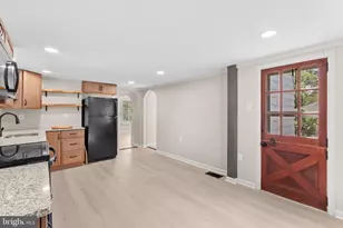21 Perkiomen Ave, Spring Mount, PA 19478 - Photo 25