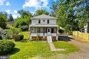21 Perkiomen Ave, Spring Mount, PA 19478 - Photo 3