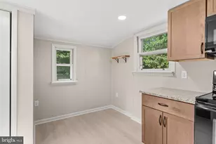 21 Perkiomen Ave, Spring Mount, PA 19478 - Photo 29