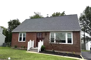 434 School Ln, Plymouth Meeting, PA 19462 - Photo 1