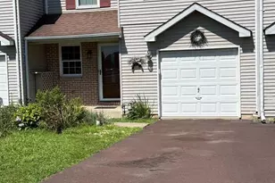 198 Kieffer Ct, Telford, PA 18969 - Photo 1
