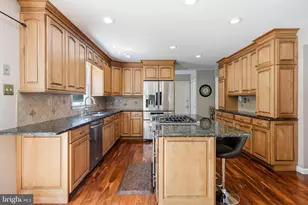 1843 Beacon Hill Dr, Dresher, PA 19025 - Photo 19