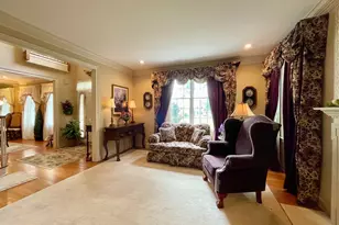 1 Eagleview Ln, Schwenksville, PA 19473 - Photo 3