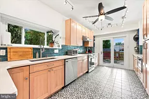 129 Harrison Ave, Glenside, PA 19038 - Photo 3