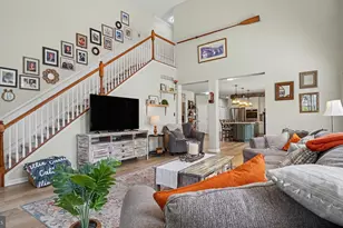 2011 Willowwood Dr, Royersford, PA 19468 - Photo 13