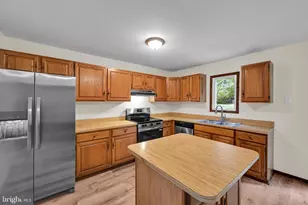 4169 Rittenhouse Ln, Skippack, PA 19474 - Photo 15
