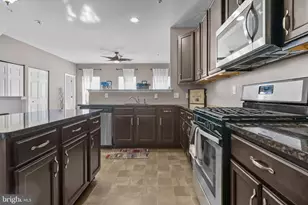 2109 Hayward Ave, Pennsburg, PA 18073 - Photo 13