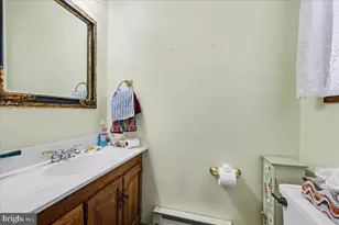 3013 Cottage Ln, East Norriton, PA 19401 - Photo 27