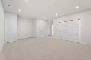 306 E Sawyer Ct, Royersford, PA 19468 - Photo 5