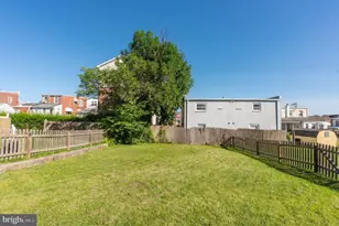 323 Coates St, Bridgeport, PA 19405 - Photo 35