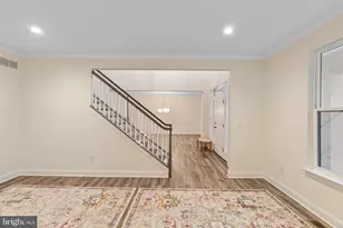 1045 Oak Ridge Dr, Horsham, PA 19044 - Photo 15