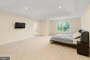 1045 Oak Ridge Dr, Horsham, PA 19044 - Photo 49