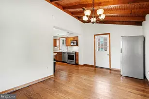 22 Carriage Ln, Norristown, PA 19401 - Photo 27