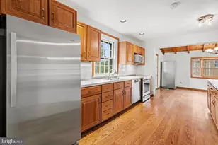22 Carriage Ln, Norristown, PA 19401 - Photo 23