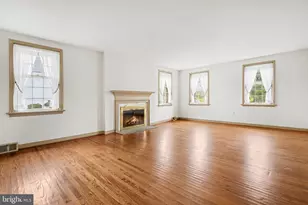 22 Carriage Ln, Norristown, PA 19401 - Photo 17