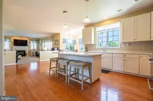 33 Knights Crest Ct, Souderton, PA 18964 - Photo 9