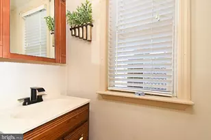 1031 Cardinal Rd, Norristown, PA 19403 - Photo 25