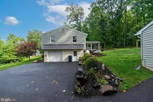 2161 Hollyberry Ct, Pottstown, PA 19464 - Photo 39