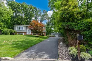 2161 Hollyberry Ct, Pottstown, PA 19464 - Photo 57