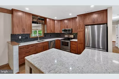 2161 Hollyberry Court, Pottstown, PA 19464 - Photo 7