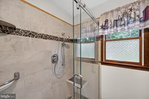 2161 Hollyberry Ct, Pottstown, PA 19464 - Photo 21