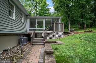 2161 Hollyberry Ct, Pottstown, PA 19464 - Photo 53